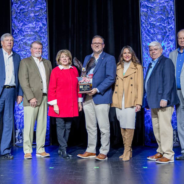 Tyler Davis Earns Farm Bureau Leadership Award