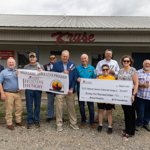 ArFB Foundation Donates to Arkansas Hunters Feeding the Hungry